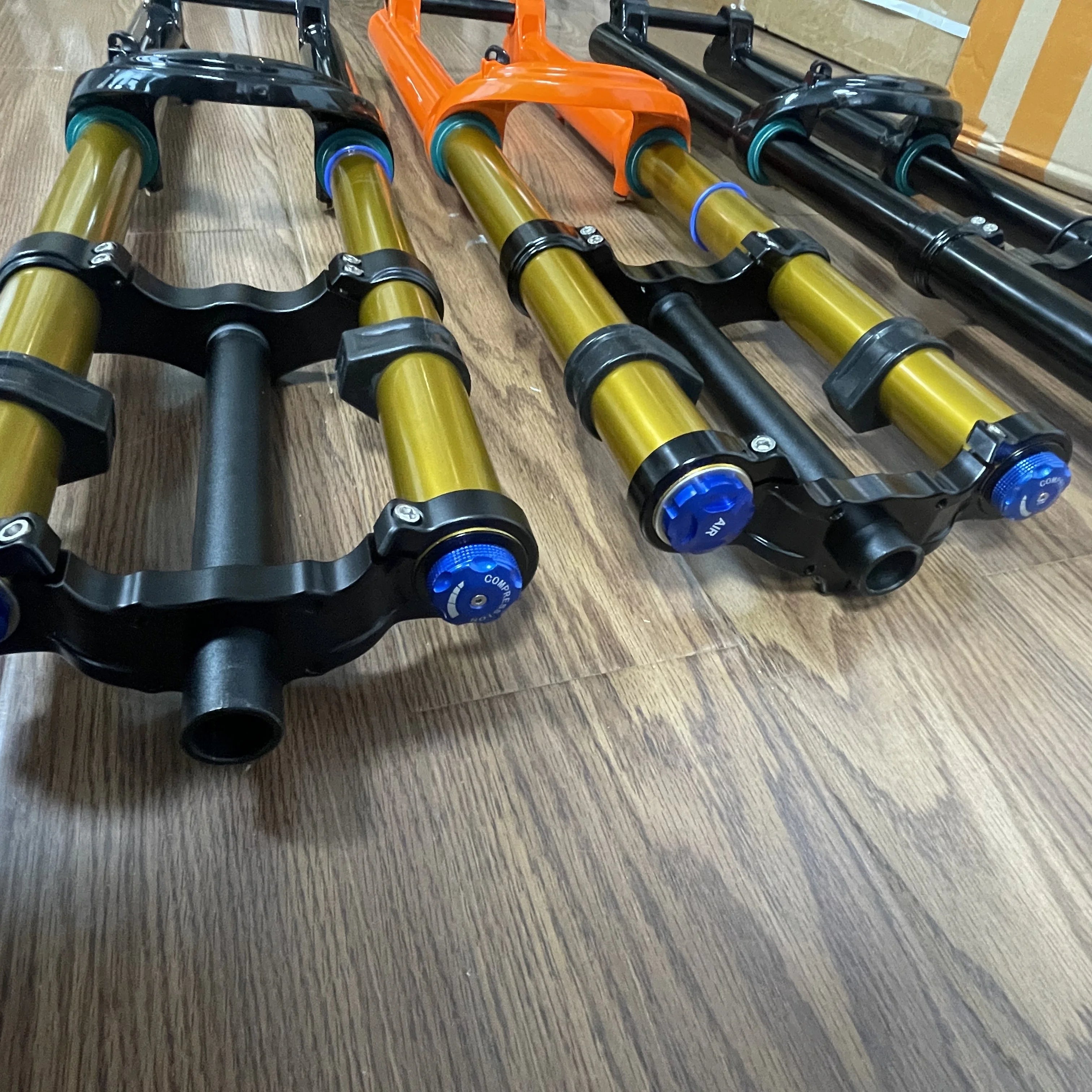 Suspension Front Fork Dirt Bike Double Crown Ebike Fork with Head Light Mounting Feature for Surron Bike